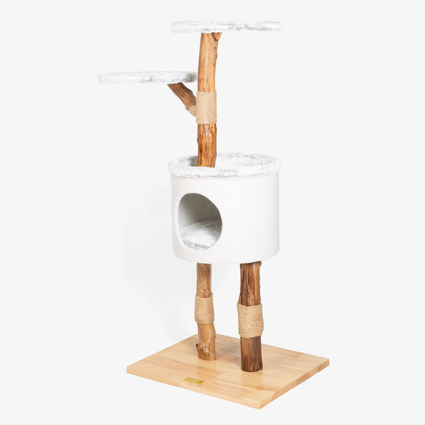 Arbre à chat robuste avec plateforme, griffoir en corde tressée et niche confortable, parfait pour les chats actifs.
