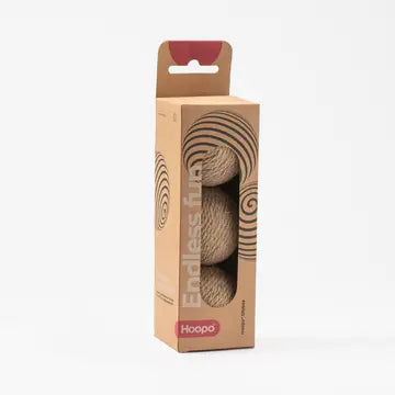Une boîte de balles XL robuste et naturelle pour chat