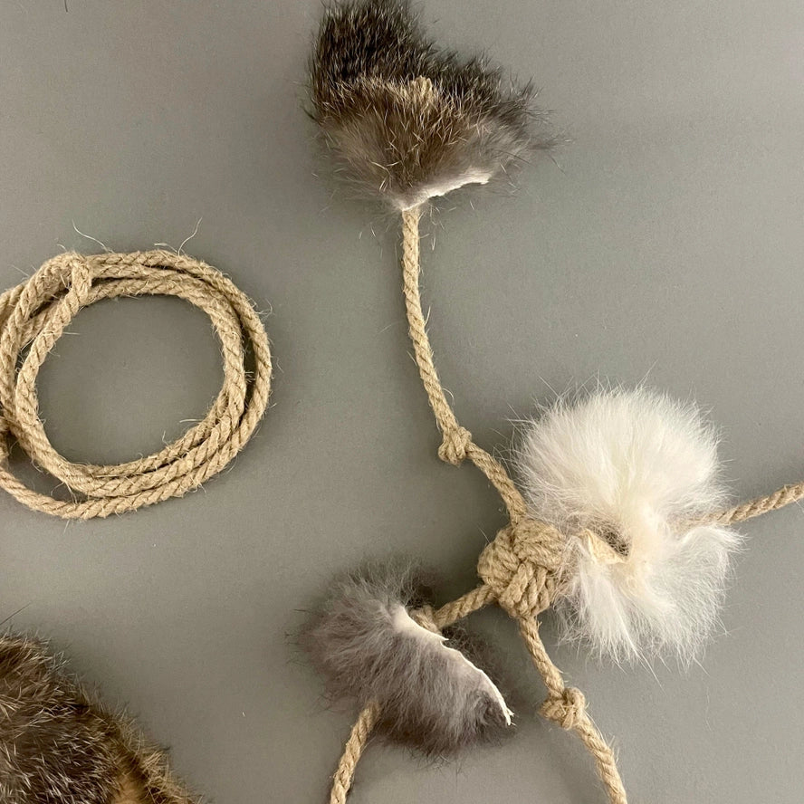 Ensemble de 2 jouets pour chats en fourrure de lapin - Pawsome Pet Toys