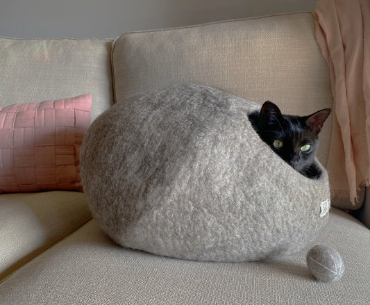 Cat Cave Neutral Tones - Édition limitée - Mishum