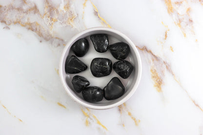 Black Tourmaline Rolled Stone – vue 2
